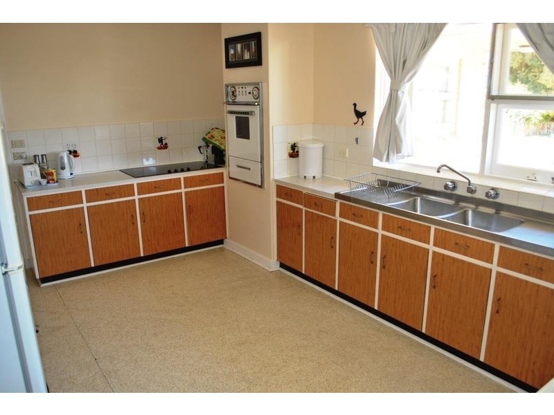 65 Barretts Road, Clapham SA 5062