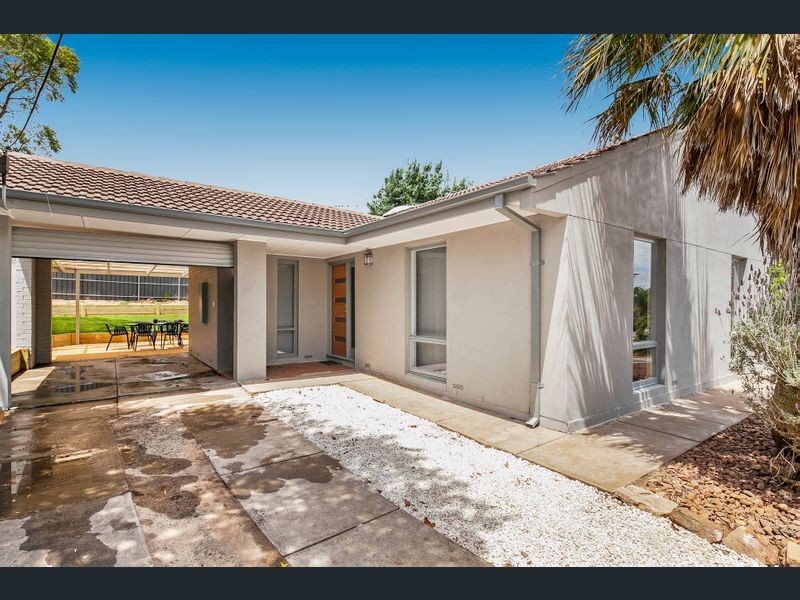 14 Parkview Rise, Hackham SA 5163