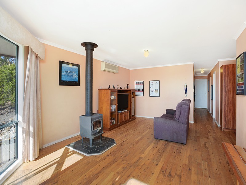 27 Poltong Crescent, Encounter Bay SA 5211