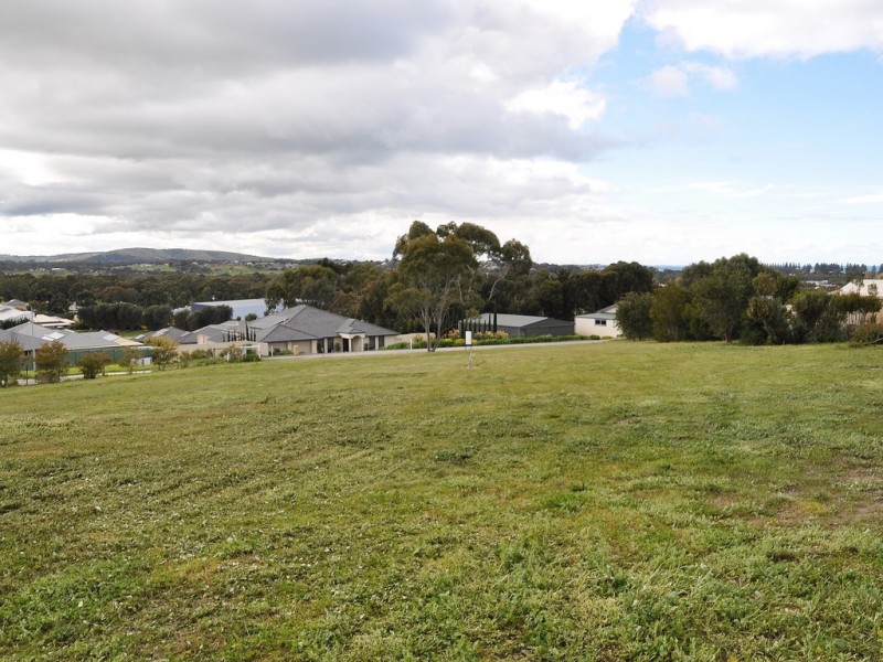 27 Poltong Crescent, Encounter Bay SA 5211