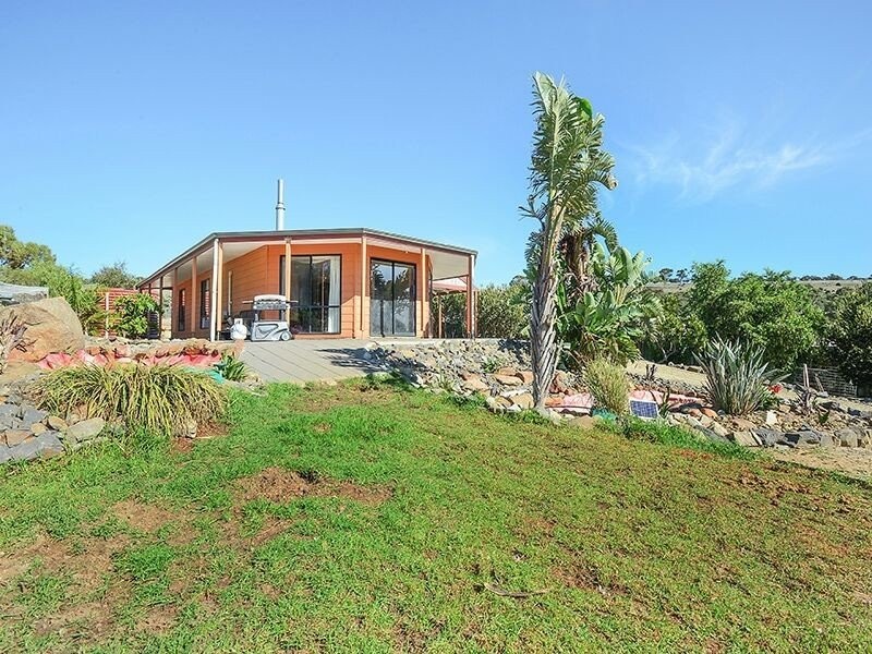 27 Poltong Crescent, Encounter Bay SA 5211