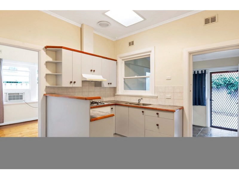 10 Kildonan Road, Warradale SA 5046