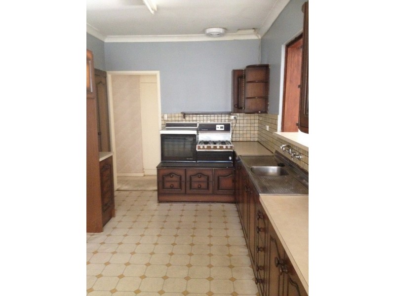 16 Parkwood Grove, Mitchell Park SA 5043