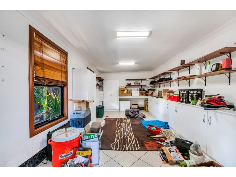 5 Lakeside Drive, Paralowie SA 5108