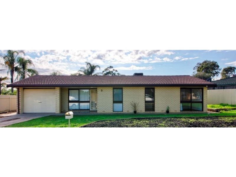 8 Horn Drive, Happy Valley SA 5159