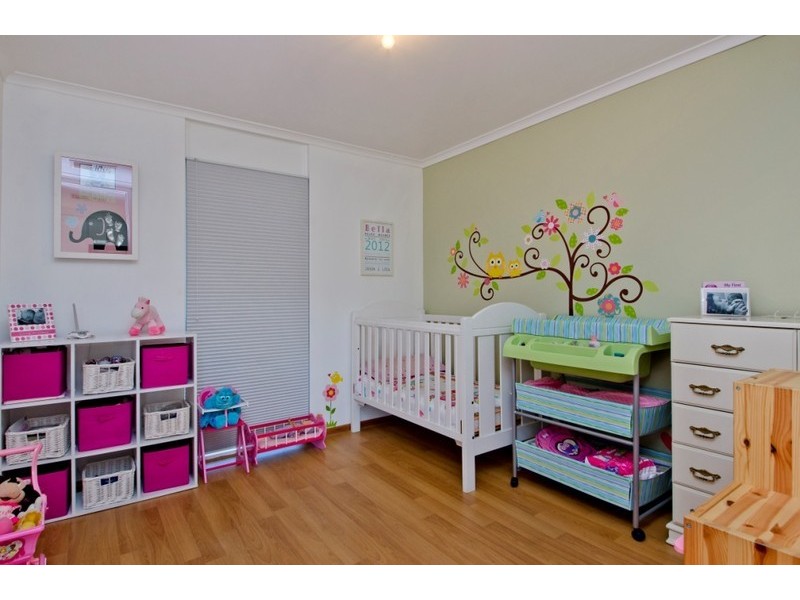 8 Horn Drive, Happy Valley SA 5159