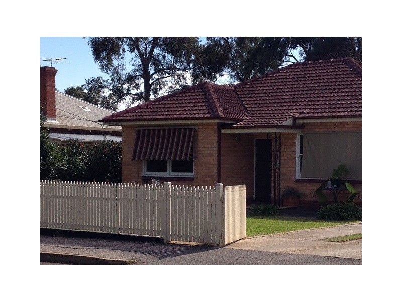 8 Avenue Road, Cumberland Park SA 5041