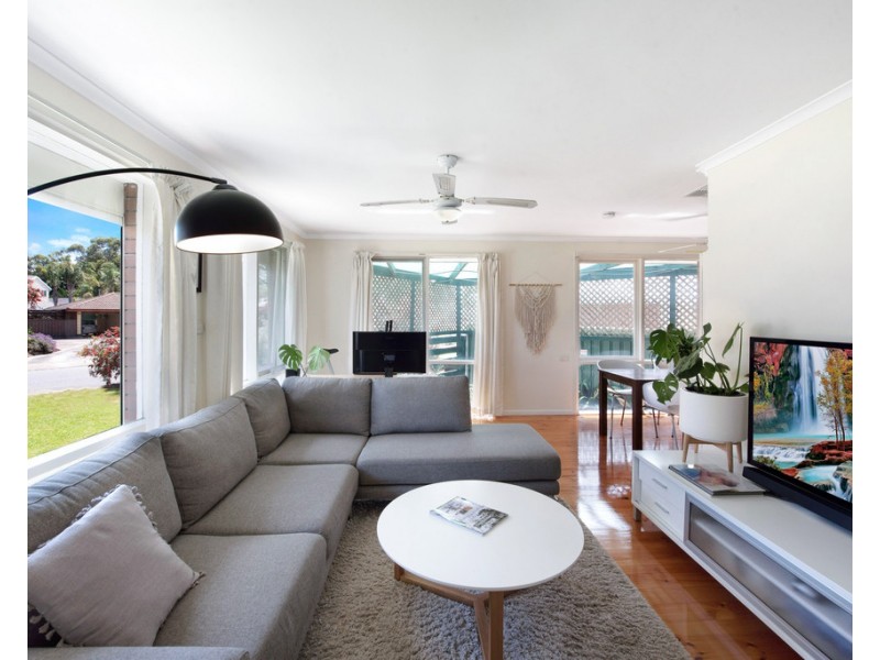 29 Whiteley Drive, Trott Park SA 5158