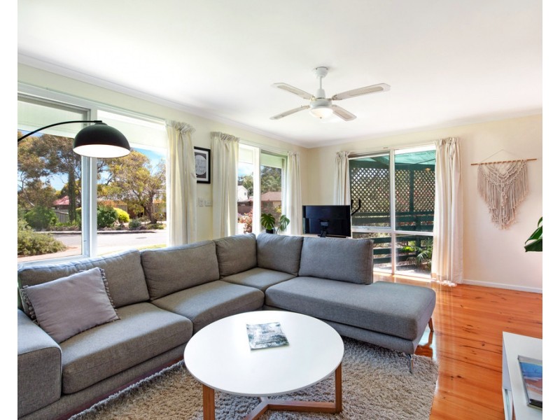 29 Whiteley Drive, Trott Park SA 5158