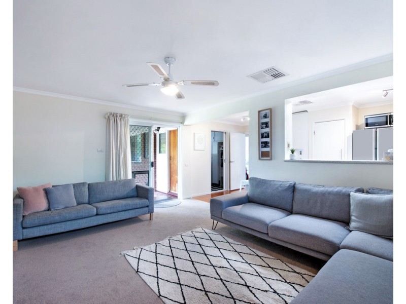 29 Whiteley Drive, Trott Park SA 5158