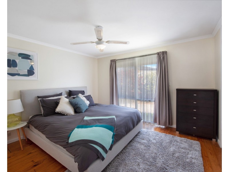 29 Whiteley Drive, Trott Park SA 5158