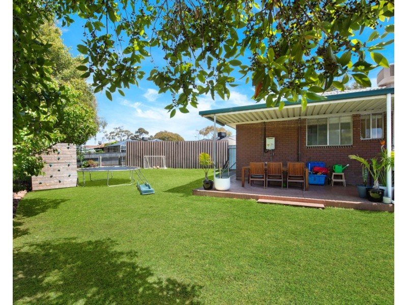 29 Whiteley Drive, Trott Park SA 5158