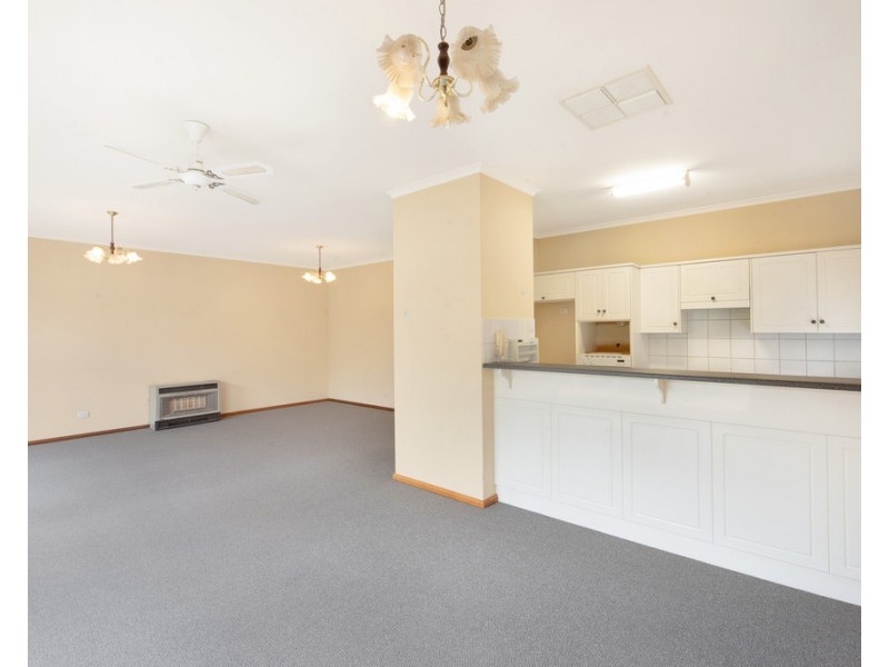 28 Hill Avenue, Cumberland Park SA 5041