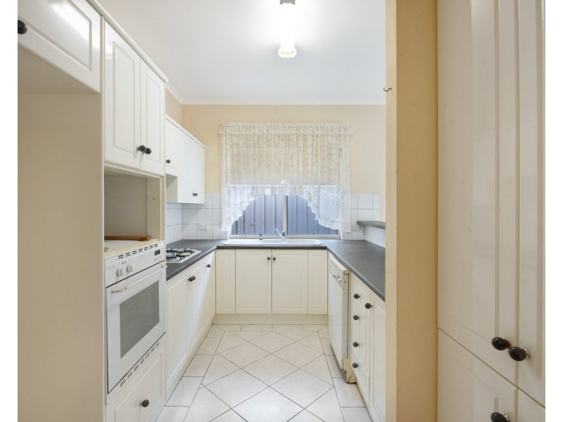 28 Hill Avenue, Cumberland Park SA 5041