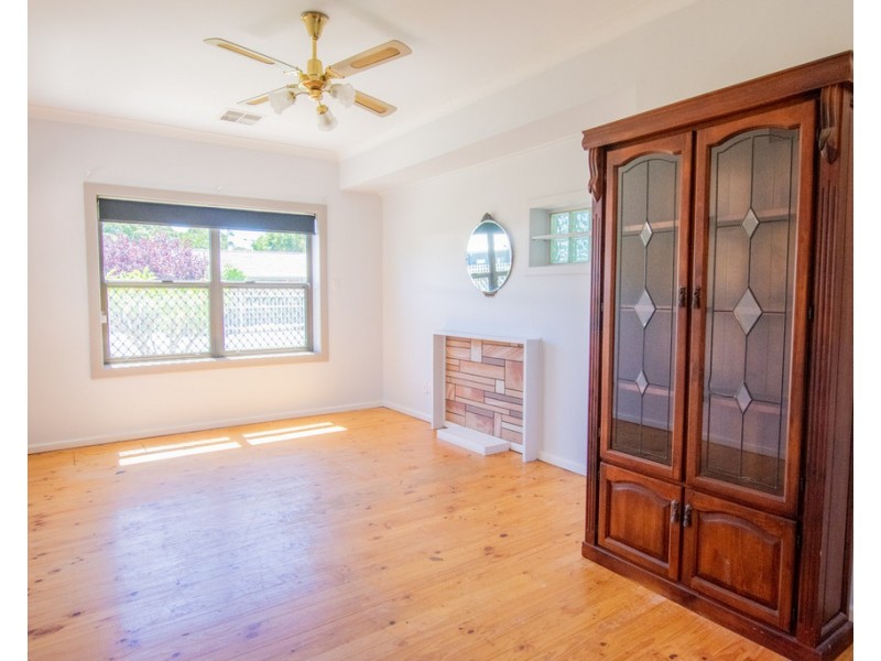 23 Thorne Crescent, Mitchell Park SA 5043