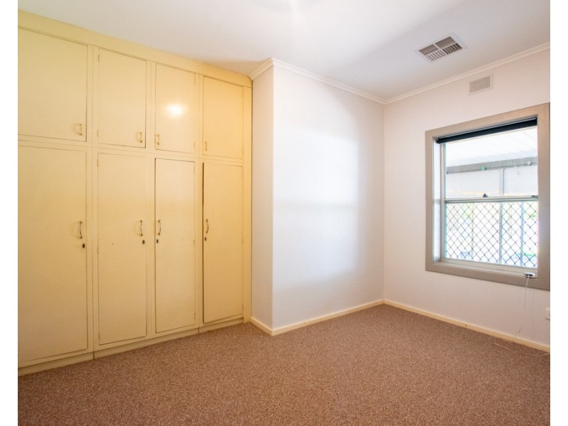 23 Thorne Crescent, Mitchell Park SA 5043