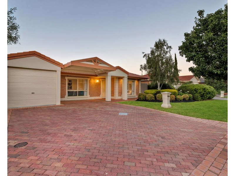 11 Kensington Street, Clovelly Park SA 5042
