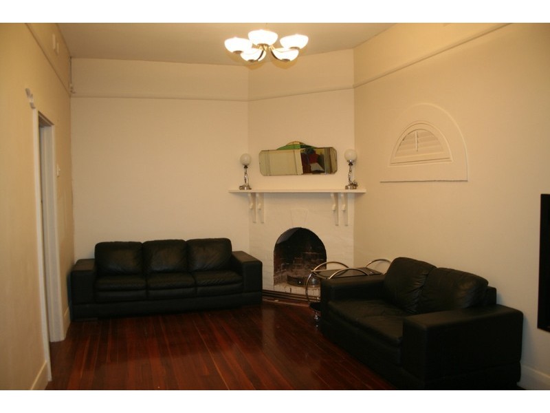 25 Torrens Road, Ovingham SA 5082