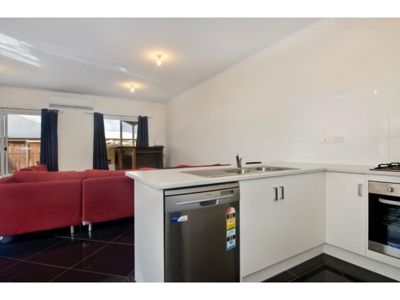 9 Dally Road, Gilles Plains SA 5086