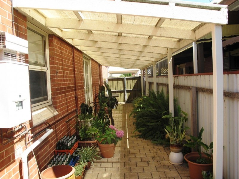 21A Naldera Street, Glandore SA 5037