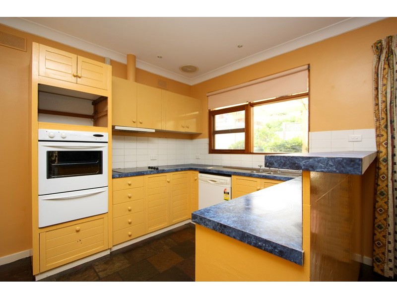 2 Ingrid Street, Clapham SA 5062