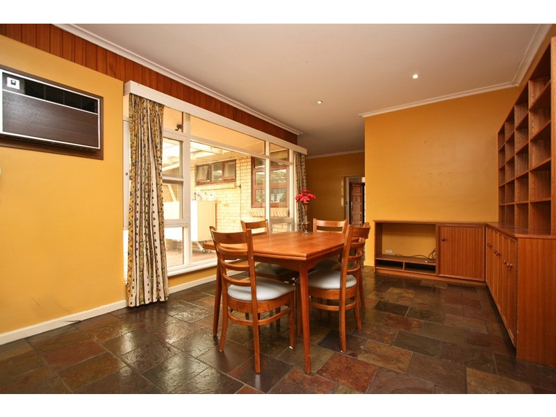 2 Ingrid Street, Clapham SA 5062