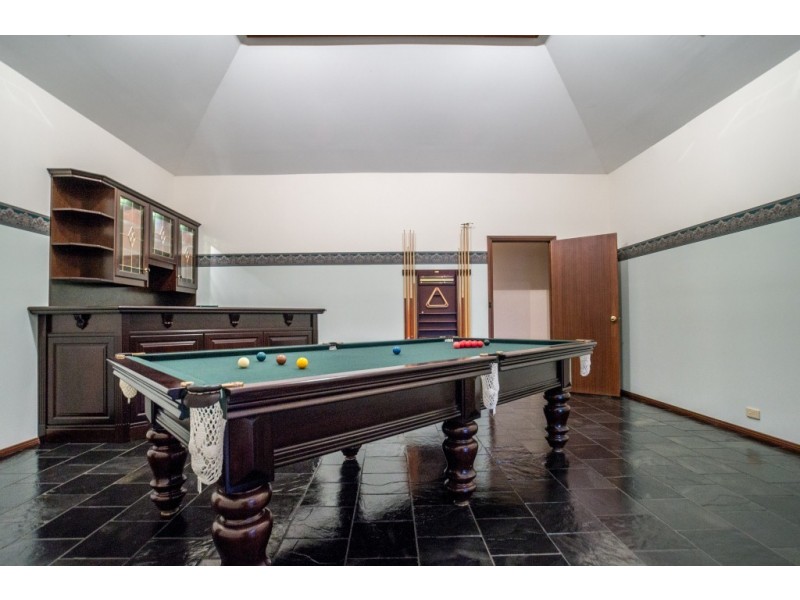 24 Bartlett Drive, Novar Gardens SA 5040