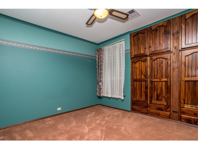 24 Bartlett Drive, Novar Gardens SA 5040