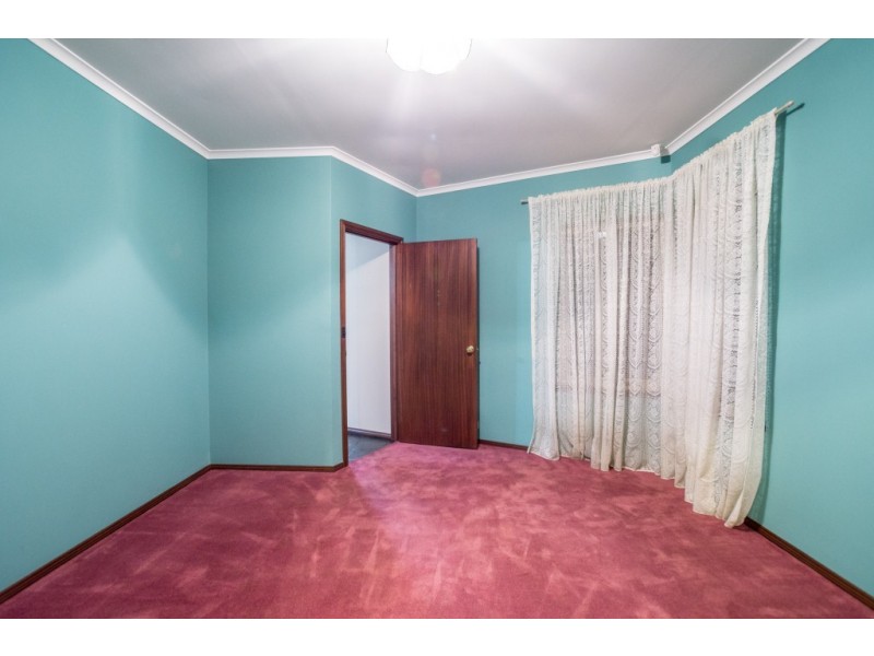 24 Bartlett Drive, Novar Gardens SA 5040