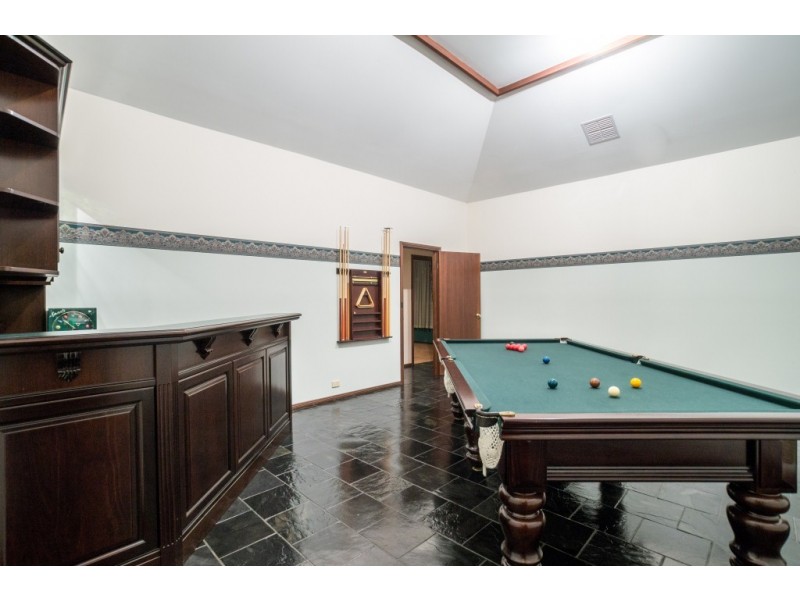 24 Bartlett Drive, Novar Gardens SA 5040