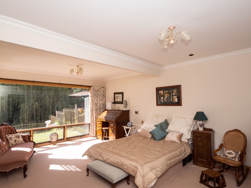 13 McAllan Avenue, Burnside SA 5066