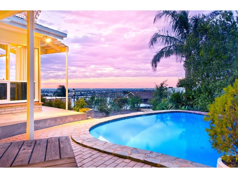 1 Hare Crescent, Panorama SA 5041