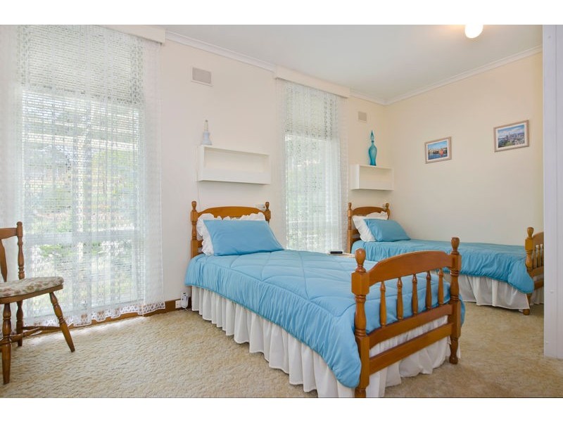 1 Hare Crescent, Panorama SA 5041