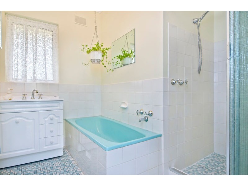 1 Hare Crescent, Panorama SA 5041