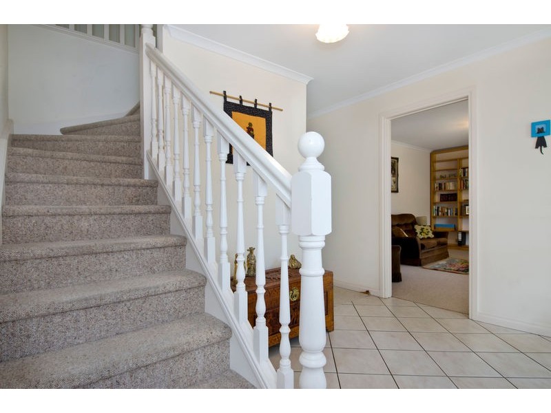 2 Ardlui Close, Panorama SA 5041