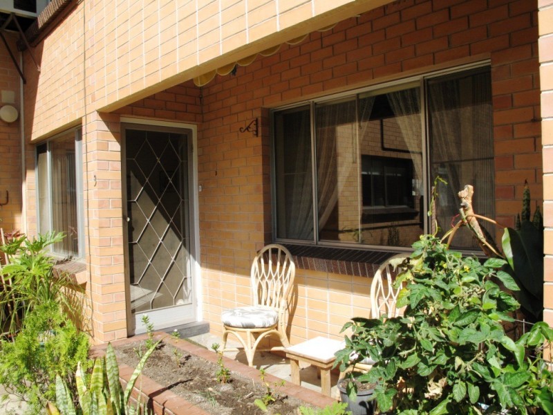 3/8 Overbury Drive, Clarence Park SA 5034