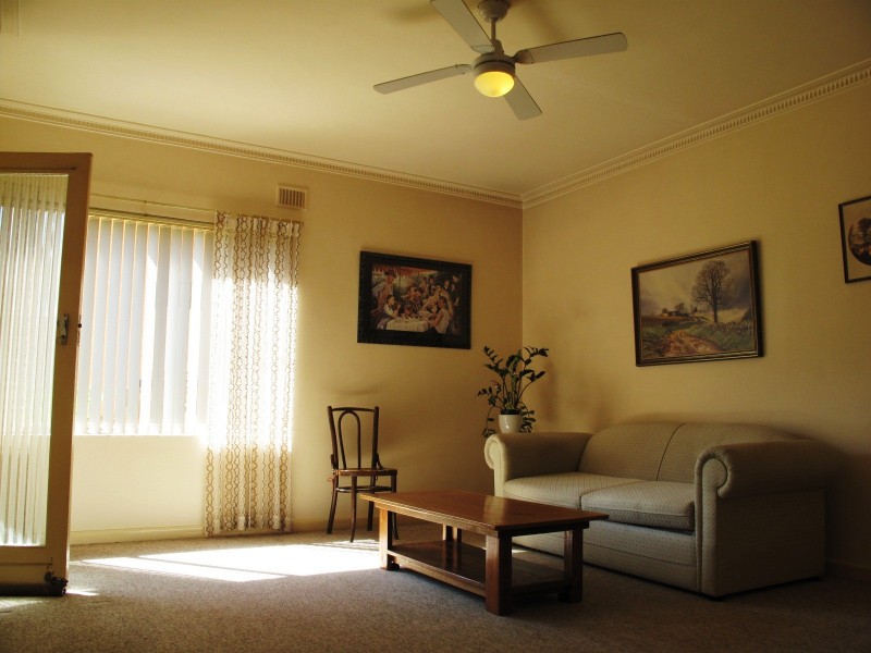 3/8 Overbury Drive, Clarence Park SA 5034
