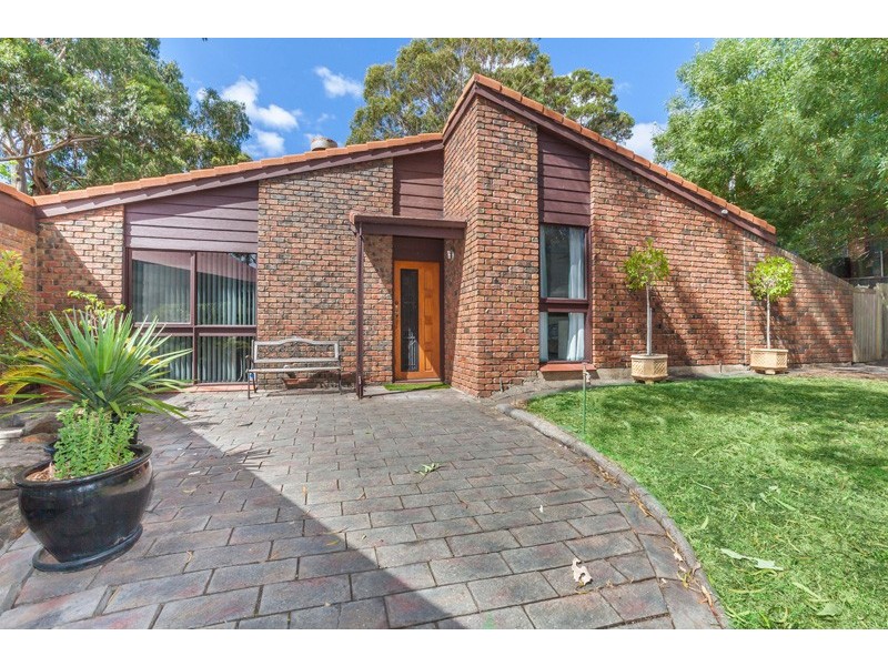 7 Nayook Grove, Happy Valley SA 5159