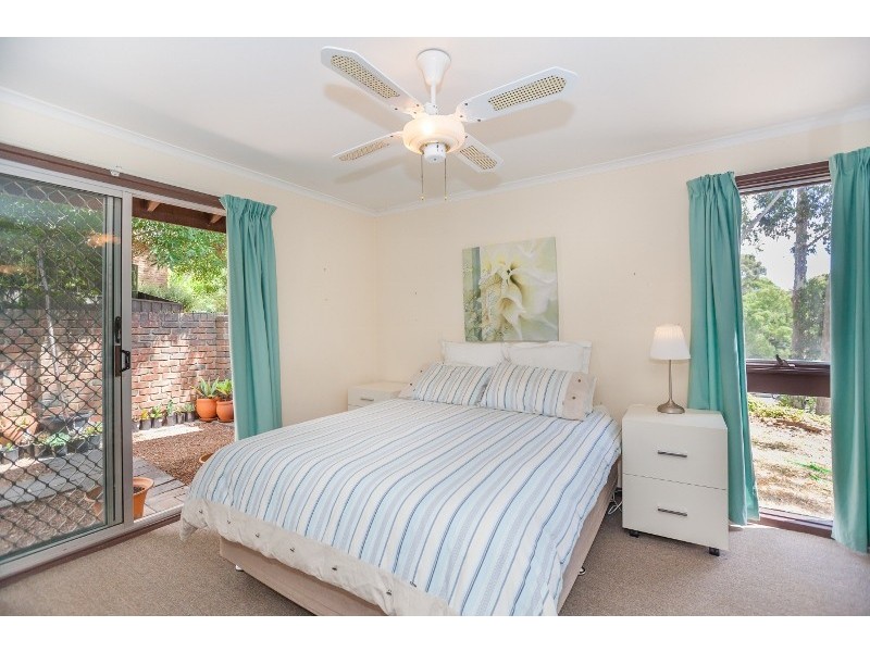 7 Nayook Grove, Happy Valley SA 5159