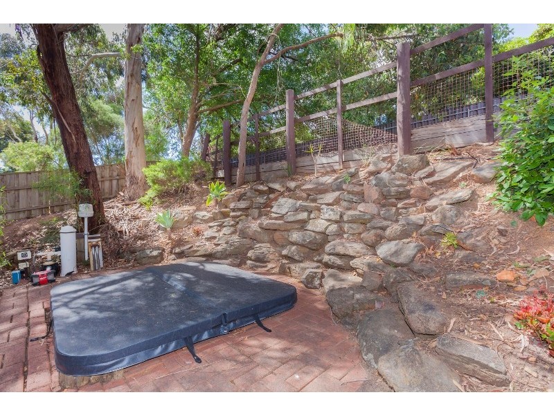 7 Nayook Grove, Happy Valley SA 5159