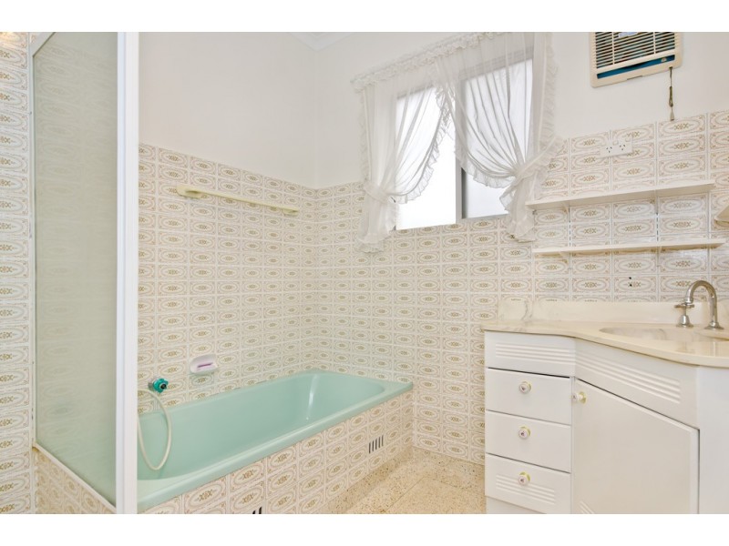 56 Ledger Road, Woodville South SA 5011