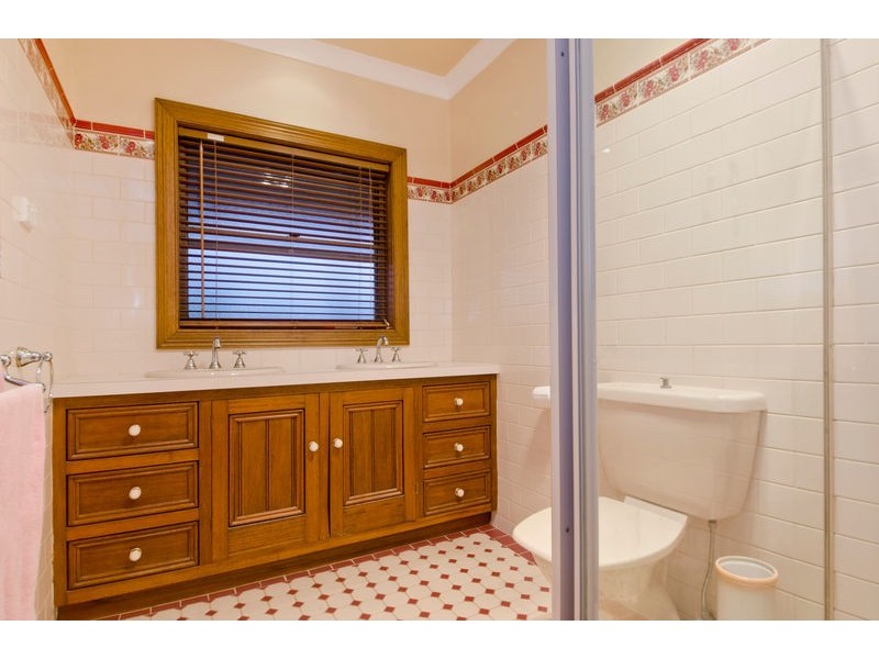 12 Kyre Street, Aberfoyle Park SA 5159