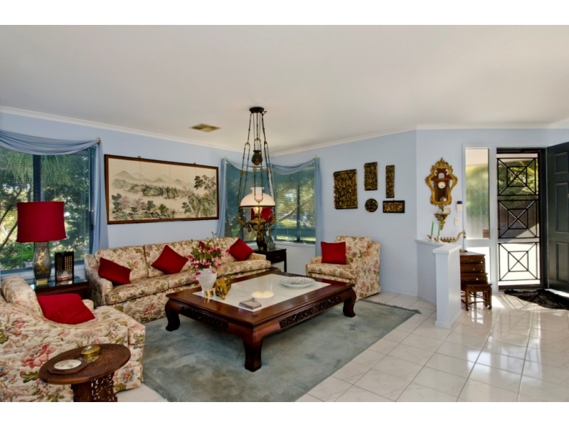 2 Pasadena Crescent, Pasadena SA 5042