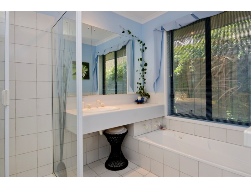 2 Pasadena Crescent, Pasadena SA 5042