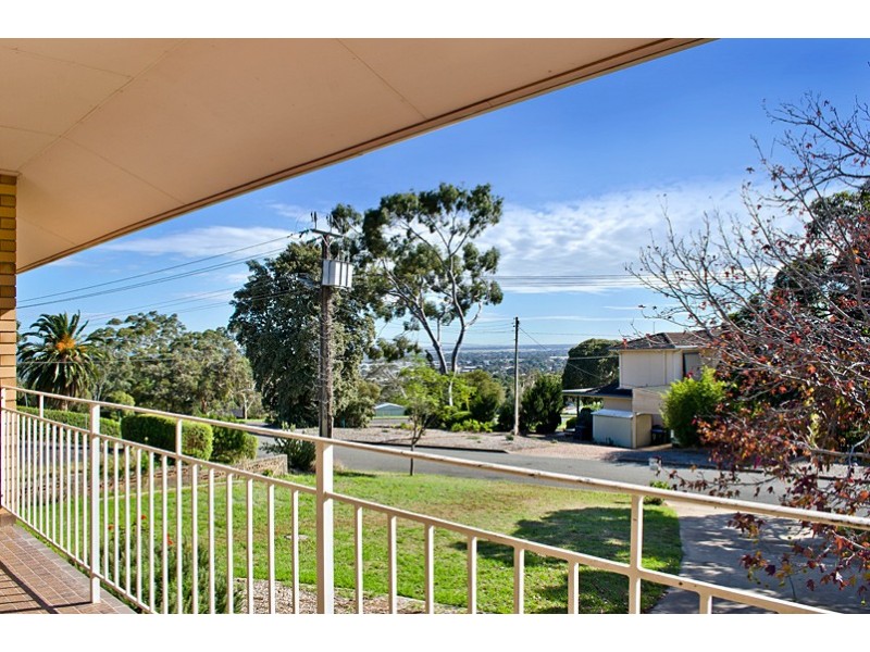 22 Alpha Crescent, Panorama SA 5041