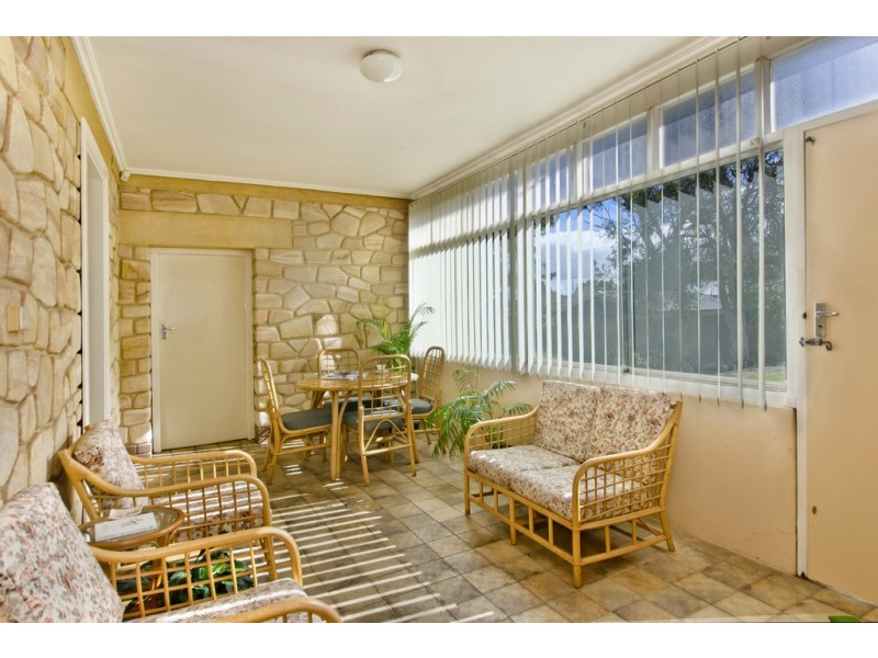 9 Windermere Avenue, Clapham SA 5062