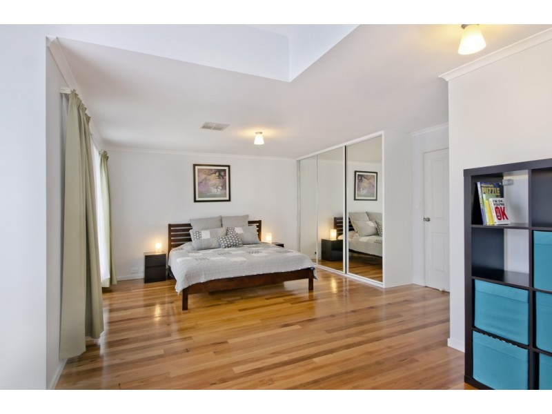 9 Yeomans Avenue, Henley Beach South SA 5022