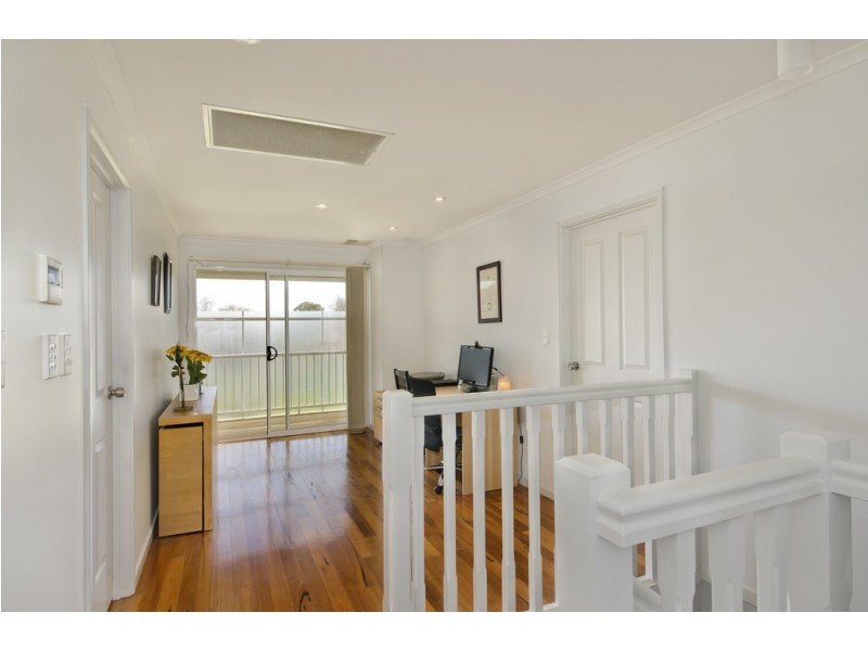 9 Yeomans Avenue, Henley Beach South SA 5022