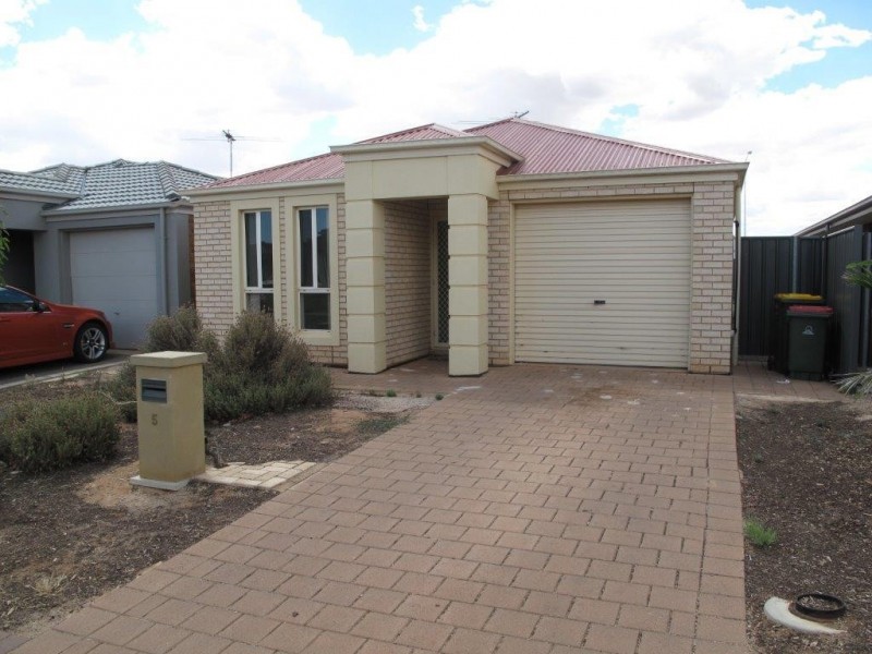 5 Monterey Drive, Munno Para West SA 5115