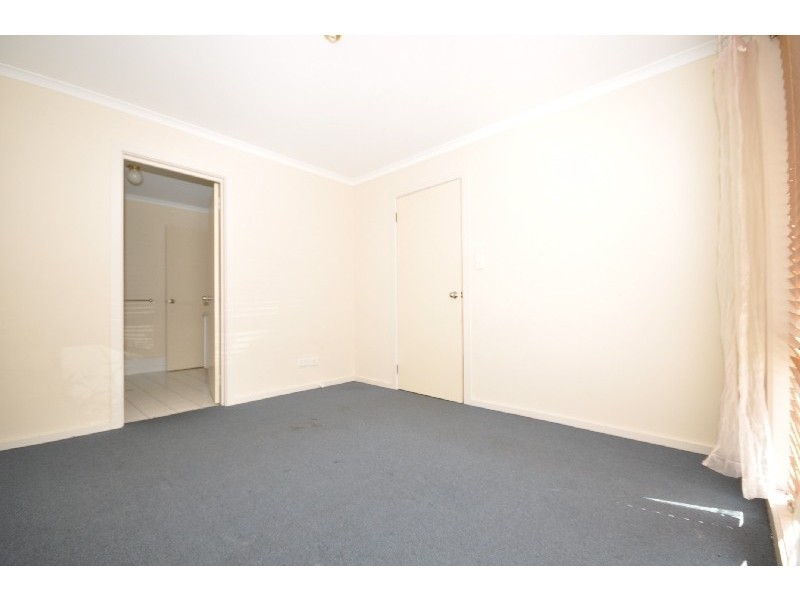 18 Hamra Drive, Smithfield SA 5114